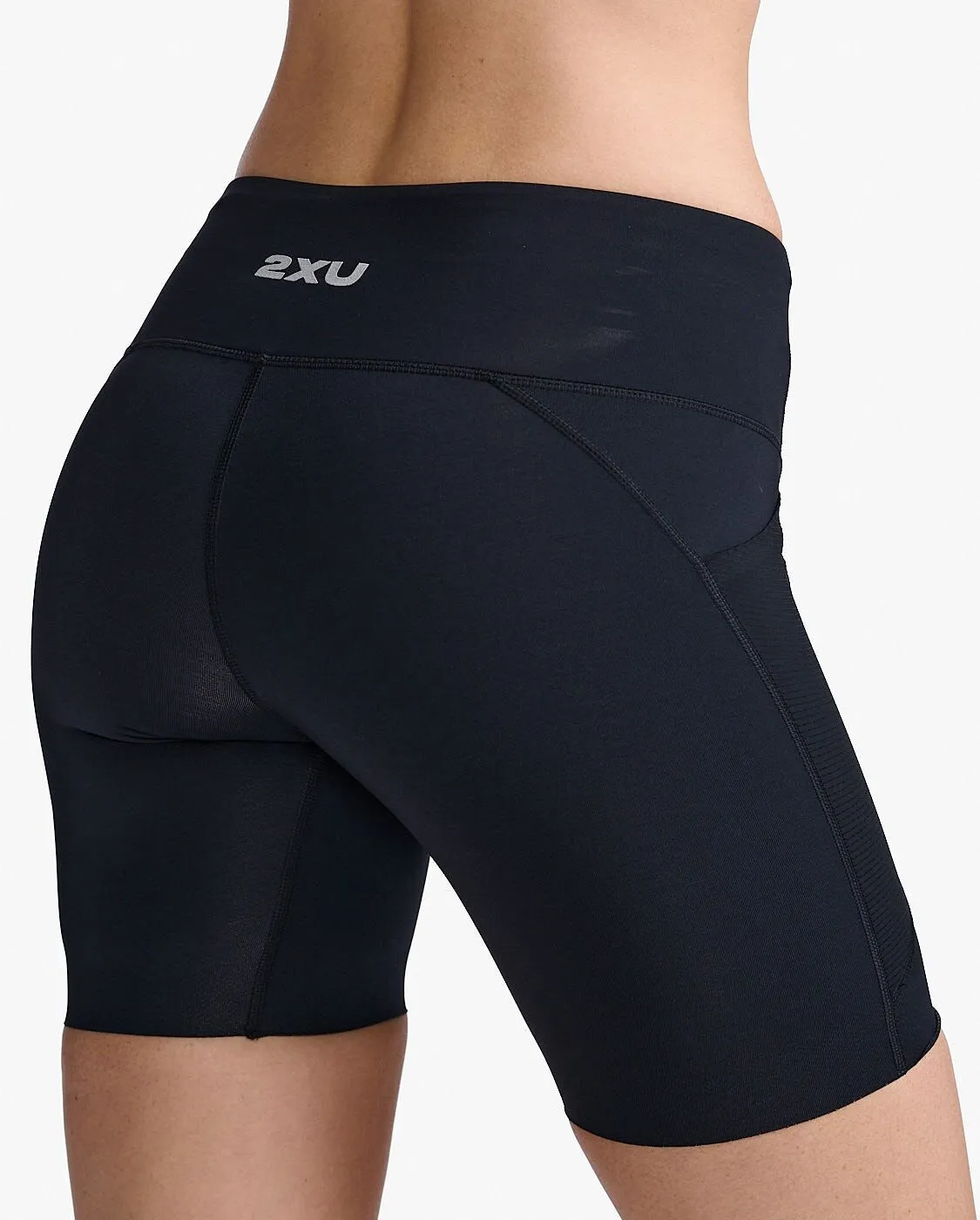 2XU Women Aero Mid-Rise Comp 6Inch Short