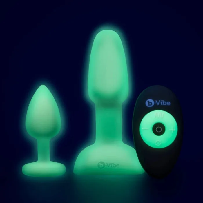 b-Vibe ASStronaut Glow-In-The Dark Anal Play Kit